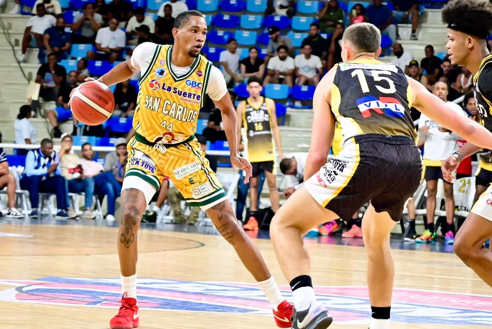 Apagón nacional retrasa inicio de la final entre Mauricio Báez y San Carlos Apagón nacional retrasa inicio de la final entre Mauricio Báez y San Carlos