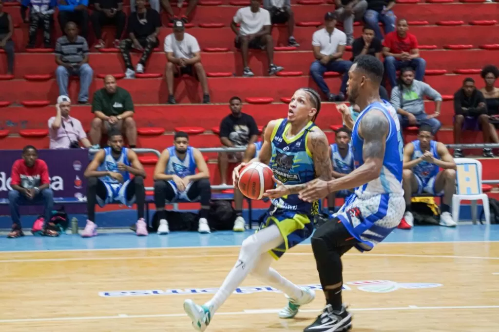 Lobos y Laguneros brillan en el TBS de San Cristóbal; EGEHID aporta 1.8 millones al actividad especial