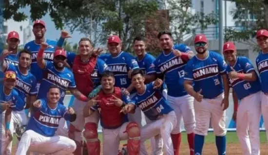 Panamá sorprende y vence a República Dominicana en el Panamericano de Softbol Masculino